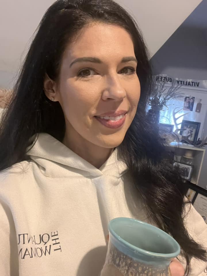 QW Manifesto Sweatshirt